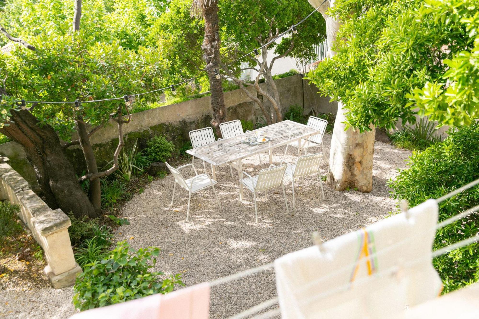 Medje, Sur La Corniche Kennedy Avec Vue Holiday home *
